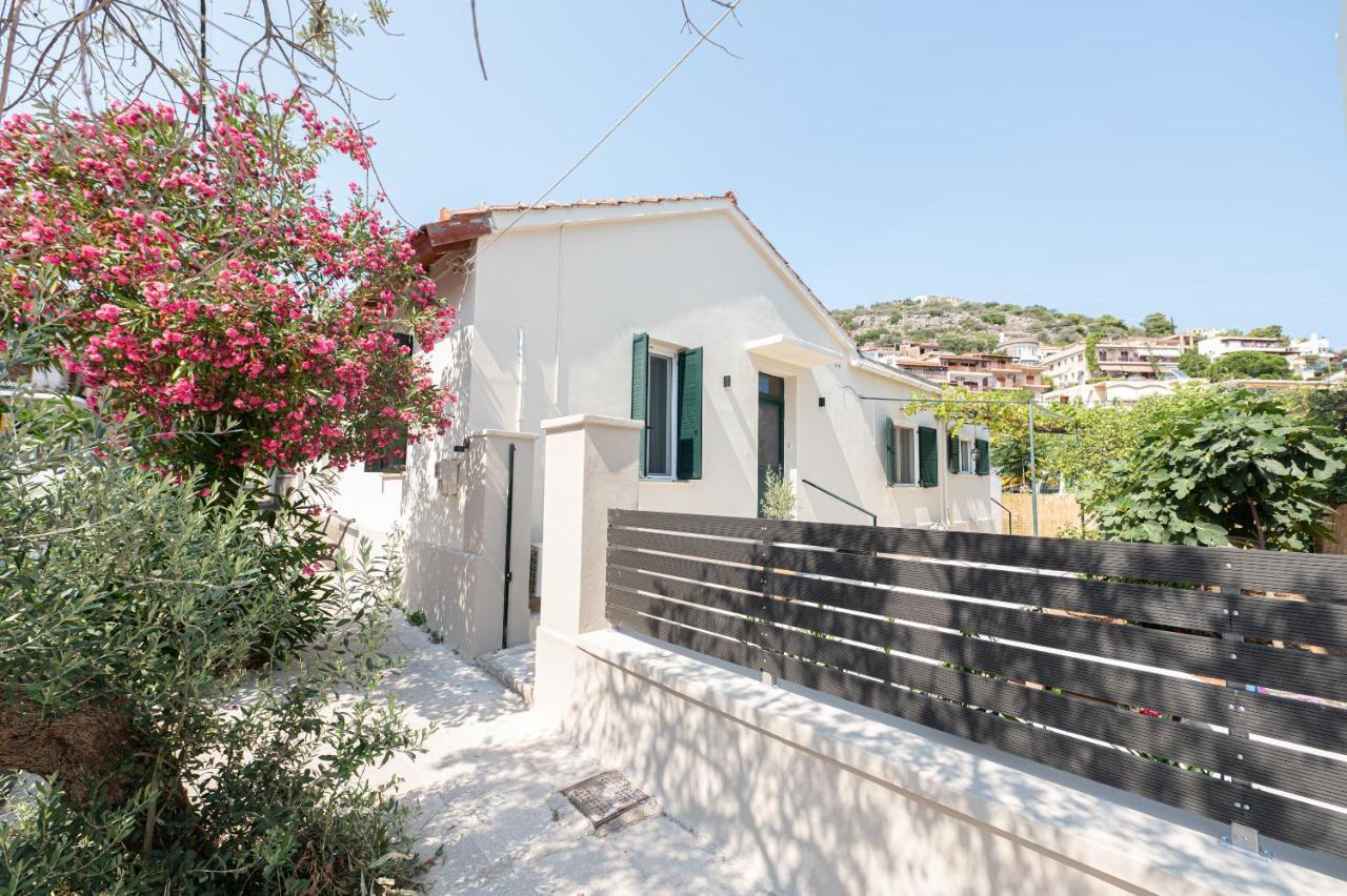 Sunny Yard Apartments Poros Town Exterior photo